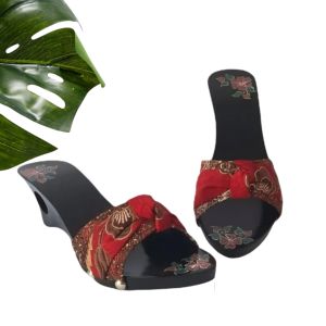 Sandal Wedges Kelom Selop Wanita Batik