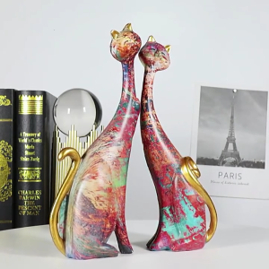 European Style Home Decoration Ornaments Creative Oil Painting Couple Cat Animal Figurines Living Room Decoration