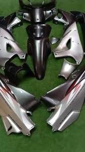 ชุดสี เวฟ125Rหน้าแหลม กุญแจใหญ่ สีเทาPCXตัดบรอนซ์ มี13ชิ้น แถมน๊อตพอช