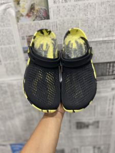 NEW รองเท้า Crocs LiteRide เพิ่งออกมาใหม่ล่าสุด ใส่ได้ทั้งผู้หญิงผู้ชาย สินค้าถ่ายจากตัวจริง มีหลายสีหลายไซส์ให้เลือก Size M4-M11