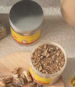 纯天然 甘文烟  700g 拿督/土地//泰国神/地主/大二伯爷/元宝/甘文烟/神料 天然加料甘文烟  Pureco Kememyan asli per bottle