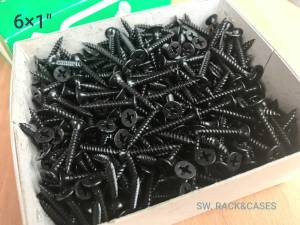 6x1 สกรูเกลียวปล่อยดำ DW ราคาต่อแพ็ค 200 ตัว สินค้าบรรจุใส่ถุง แข็งแรงได้ 1 นิ้ว 1 วัตถุยั่น ความละเอียด 20 มม