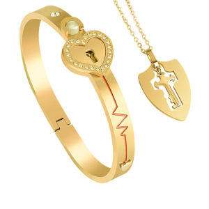 Fashion Valentines Gift Couple Bracelet With Necklace Jewelry Set For Lover Romantic Engraving ( I Love You ) Design Love Heart Lock Bracelet Women Key Necklace Men Birthday Gift