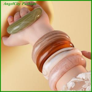 AngelCity Fashion Store Smooth Round Acrylic Cuff Bangles For Women Vintage Exaggerated Jelly Color Smudging Bangle Wide Resin Bracelet Accessories