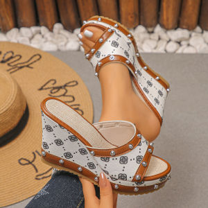 [Free Shipping] Floral Print Fish-Mouth Wedge Sandals WomenS Studded Platform High-Heeled Slippers Retro Style