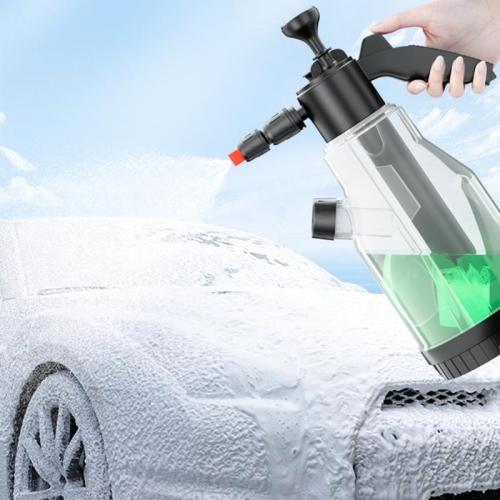 Choosing the Right Foam Sprayer for Car Interior Leather and Fabric Detailing