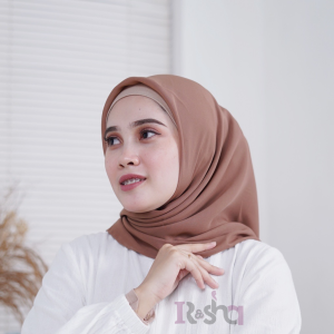 ShaQueen Hijab - Hijab Segi Empat Bella Square Jahit Tepi