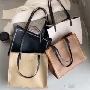 กระเป๋า กระเป๋าแฟชั่น กระเป๋าโท้ท กระเป๋าสะพายข้างลายกระต่ายน่ารัก