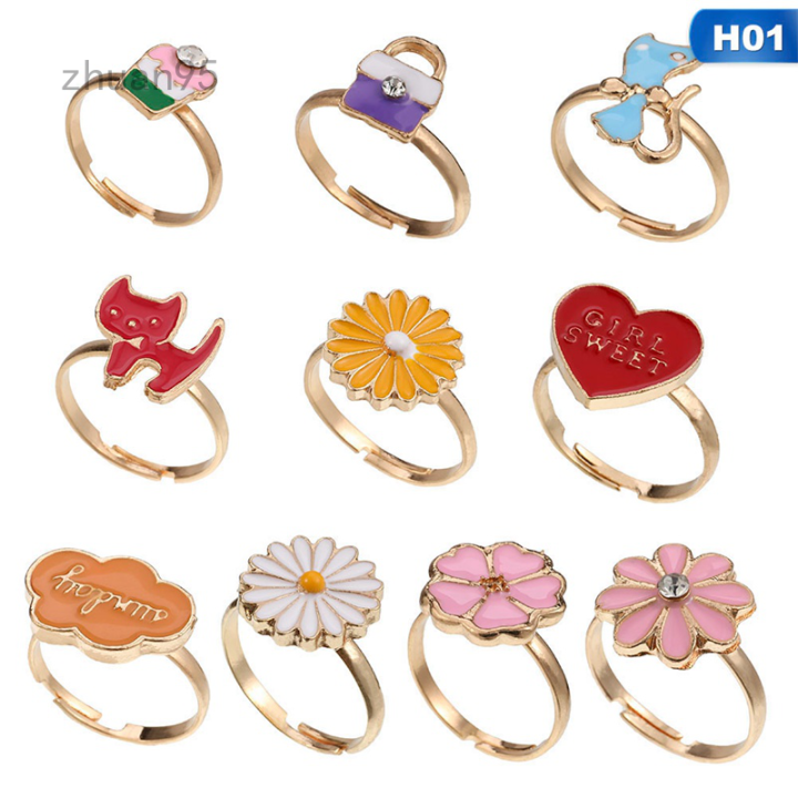 chamemo Kids Girls Adjustable Hand Finger Ring In Heart Shape Box- Pack Of  36 : Amazon.in: Toys & Games