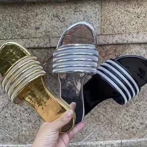 [Free Shipping] Comfortable Flat-Soled Lightweight Sandals For Women Summer Outing 2025 New Korean Style Fashionable Versatile Slip-On Sandals