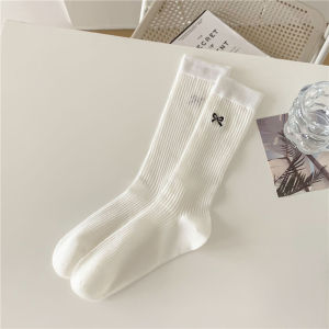 จัดส่งที่รวดเร็ว! - - รองเท้าและถุงเท้านักเรียนหญิง ถุงน่อง ขาวดำ ถุงเท้าลูกไม้ ยางยืด ถุงเท้าที่เหมาะกับเด็กผู้หญิง หวาน น่ารัก