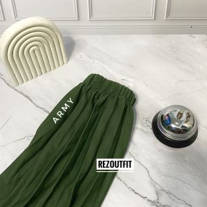 HOTPANTS PLISKET WANITA / CELANA PENDEK PLISKET