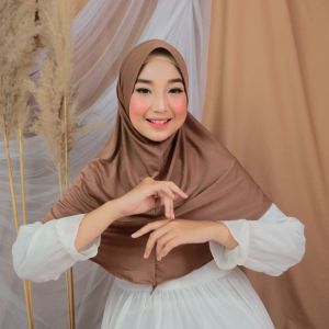 Jilbab Instan Hamidah Size L Jersey Kerudung Sporty Olahraga Bergo Hamidah Menutup Dada Kerudung sport Daily Termurah Kerudung Shamira