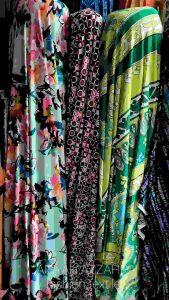 Kain SPANDEK/JERSY JERUK MOTIF SALUR: Pilihan Terbaik untuk Olahraga dan Fashion