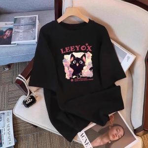 T-Shirt Wanita Ukuran Besar Lengan Pendek  Motif Kucing Lucu Kartun  Katun Tipis Bernapas Tren 2025  Desain Streetwear Korea Longgar Slim Fit  Baju Kasual Gaya Modern Nyaman untuk Musim Panas  Gaya Jepang  Manis dan imut  Modis  Kerah bulat  Tops