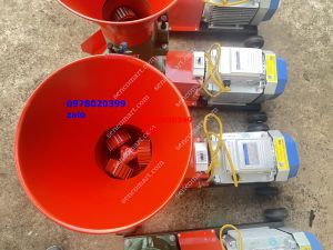 Máy ép cám s160  ép các loại cám  hạt thành viên làm thức ăn cho gia súc