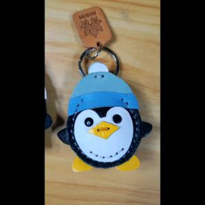 พวงกุญแจหนังแท้ พวงกุญแจมีนู้ ปีใหม่ คริสต์มาส ทำจากหนังแท้