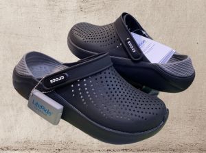 รองเท้าเตะ crocs รุ่น LiteRide มีลายสีสำหรับผู้ชายและผู้หญิง สินค้าพร้อมส่ง