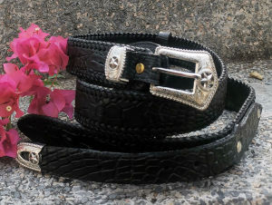 เข็มขัดหนังจระเข้แท้งานสวยๆถักขอบ หัวเข็มขัดเป็นหัวชุด