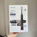 Bàn chải điện Philips Sonicare DiamondClean Smart 9400 (Model 2022). 