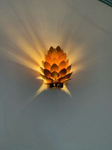 Đèn gắn tường- Quả thông