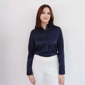 Kemeja Wanita Lengan Panjang Putih dan Hitam Korean Style / Atasan Wanita Terbaru Viral 2024 / Kemeja Wanita Formal Polos  Warna Putih dan Hitam Terbaru 2024 Kekinian Kemeja Kerja Cewek Atasan wanita trend 2024 / Others