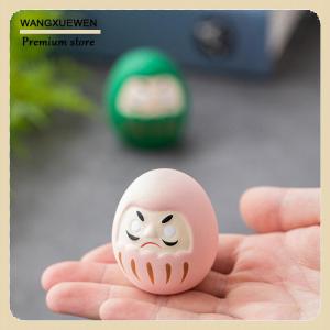 [COD] ตุ๊กตาดารุมะเซรามิกญี่ปุ่นนำโชคเครื่องประดับโชคลาภของตกแต่งบ้านของตกแต่งบ้านของขวัญขนาดเล็ก