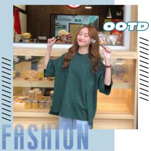 LHSunshine เรามันเป๊ะอยู่น้าาาา เสื้อคอกลมแต่งวิ้งค์ ให้ความระยิบระยับ ขับผิวให้โดดเด่น สะกดทุกสายตา ไม่มีคือผิดดด