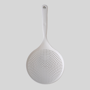 Kitchen Large Scoop Strainer Colander Heat Resistant Long Handle Noodles Scoop Kitchen Tool