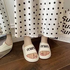 [Free Shipping] Trendy Thick-Soled Slippers For Women Fashionable And High-End For Summer Outdoor Wear 2025 New Model Suitable For Men To Wear Outside