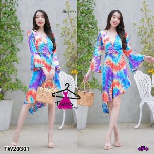 TW20301 เดรสคอวีระบายเฉียงหางปลาพิมลายมัดย้อม