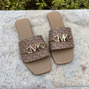 [Free Shipping] Korean-Style Elegant WomenS Summer Outdoor Slippers 2025 New Model Flat-Soled Fashionable Versatile Casual Sandals For Girls
