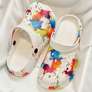 [Free Shipping] Croc Shoes For Men And Women Thick-Soled Cute Fashionable New Style Non-Slip Cartoon Design With A Closed Toe