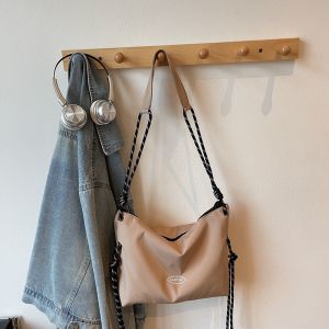 EERSHENSHI กระเป๋าใบเล็กผู้หญิงกระเป๋าสะพายไหล่ลำลองแฟชั่นใหม่กระเป๋าโท้ทน้ำหนักเบาสไตล์ตะวันตกกระเป๋าสะพายข้างแมทช์ลุคง่ายสไตล์เกาหลี