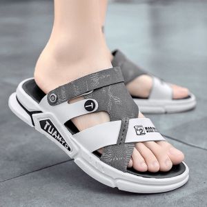 Sandal pria sendal pria kekinian Olahraga sandal santai bergaya bebas mengenakan sandal di luar rumah bergaya kepribadian terbuka dan sandal yang lebih pendek sandal sport pria
