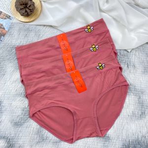 กางเกงในผู้หญิง สีม่วง ลายผึ้งน้อย น่ารัก ผ้านิ่ม ยืดหยุ่น ระบายอากาศดี ใส่สบาย ไร้ขอบPACKx3