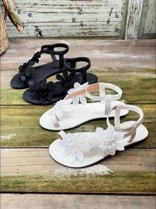 [Free Shipping] Retro Cross-Strap Flat Sandals For Women 2026 Spring/Summer New Roman Style Beach Shoes Plus Size Comfortable And Versatile