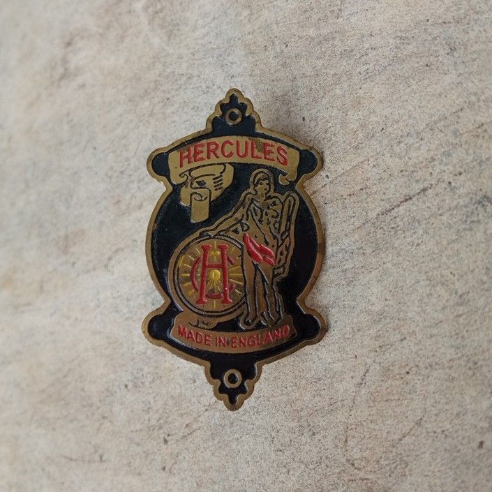Pin HERCULES ENGLAND Untuk Topi Baju Jaket