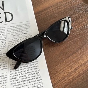 H036 Kacamata Cateye Lensa Hitam Anti Uv Sunglasses Mata Kucing Aksesoris Fashion