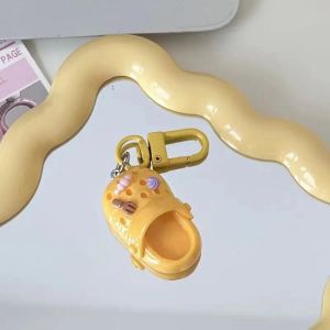 Cartoon Cute Colorful Cavernous Shoes Keychain Funny Slippers Key Chains Pendants Backpack Mini Kawaii Keyring Pendant Decoration