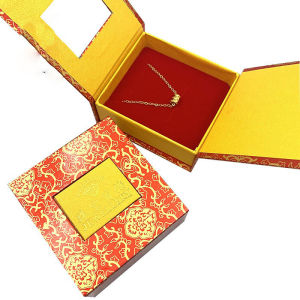 Elegant Flower Printing Jewelry Box with Foam Lining Safety Ring Bracelet Necklace Packaing Delicate Gift to Your Family and Friends