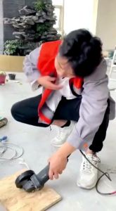 RY - Kipas angin leher Neck fan USB / kipas angin musim panas kipas gantung mini fan portable tidak berisik