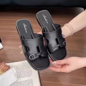 [Free Shipping] 2026 Summer Womens Flat Comfortable Sandals for Outdoor Wear Non-Slip Versatile Comfortable Buckle-Strap Hollow-Out Slide Sandals