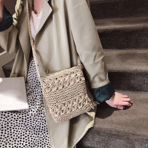 Casual Womens Woven Beach Shoulder Bag with Tassels Solid Color Crossbody Handbag for Daily Use