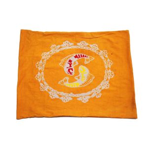Sarung Bantal Motif Bunga Proses Cap Lilin