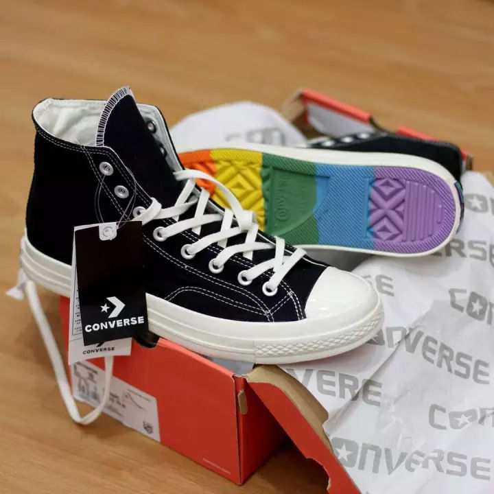 Converse sol outlet tinggi