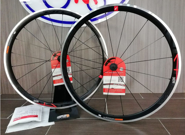 FULCRUM racing quattro LG 美品】FULCRUM RACING QUATTRO LG Product