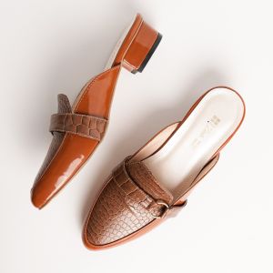 Sepatu Jumbo Wanita Hak Tahu Ukuran besar Sepatu Bustong Wanita Ukuran Besar Sepatu Casual Wanita Model Bustong Bigsize