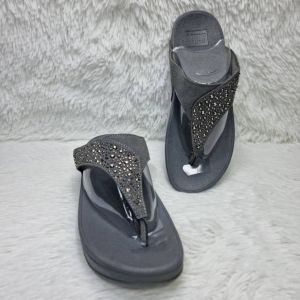 รองเท้า FitFlop ผู้หญิง2022รองเท้าแตะFITFLOP สำหรับผู้หญิง มี 9 สีให้เลือก เป็นรุ่นใหม่ คุณภาพดี ราคาถูก SIZE 36---40 สินค้ามีพร้อมส่งทุกคู่