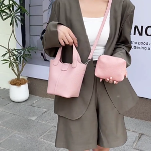 Women Casual Shoulder Bag Fashionable Crossbody Bag Solid Color Messenger Bag PU Leather Bucket Bag Handbag and Purse